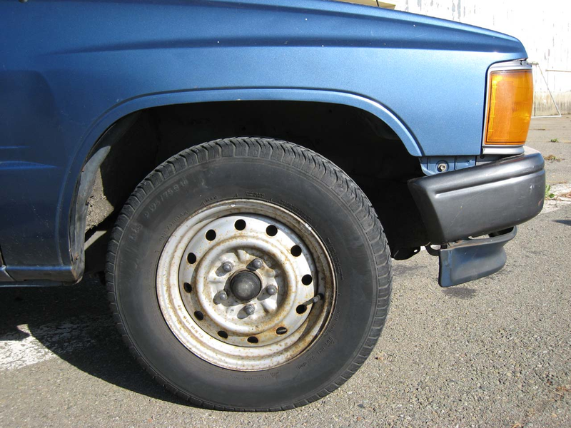 Illustration for article titled The Most Reliable Motor Vehicle I Know Of: 1988 Toyota Pickup